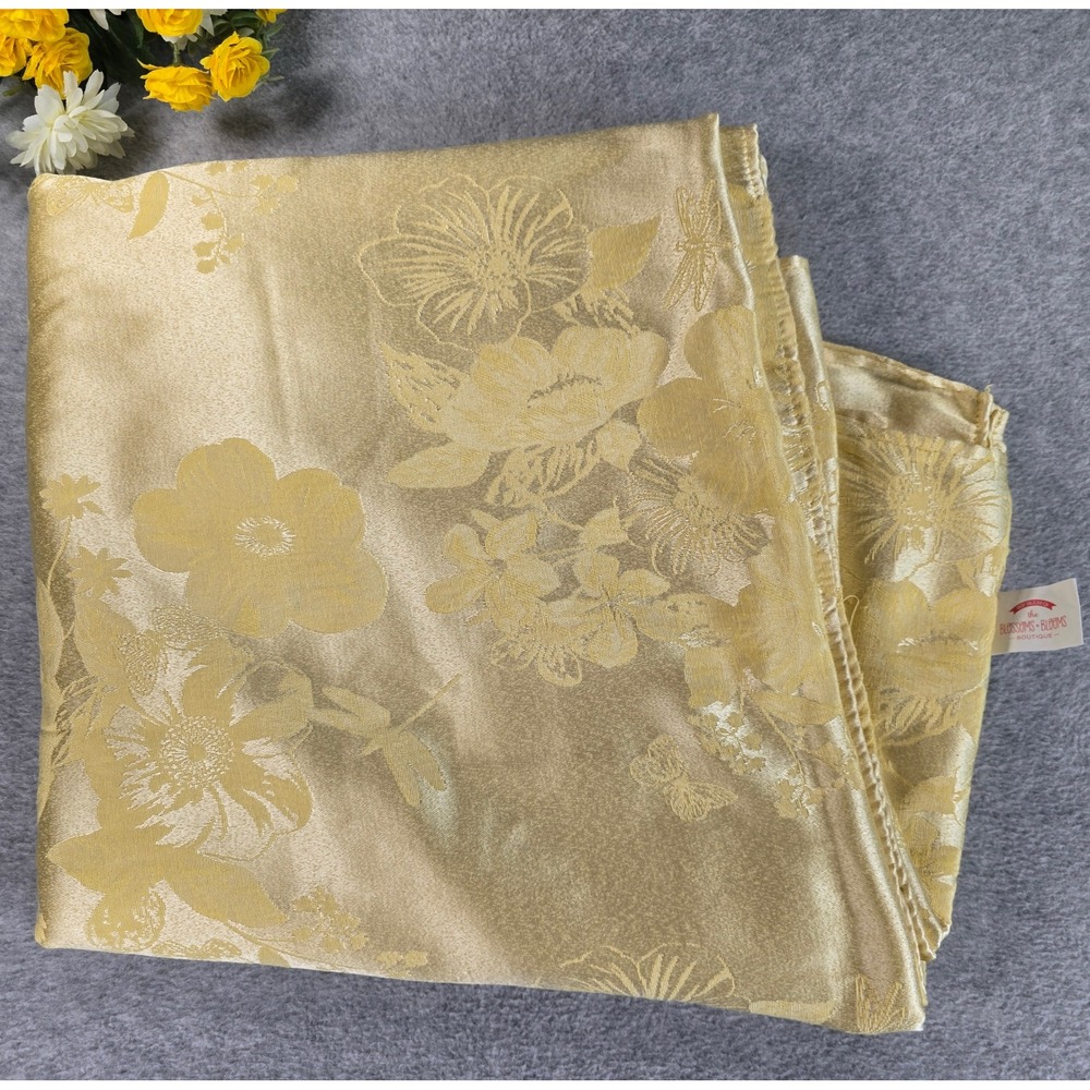 Kohls Blossoms & Blooms Yellow Floral Damask Tablecloth 54x110 Rectangle